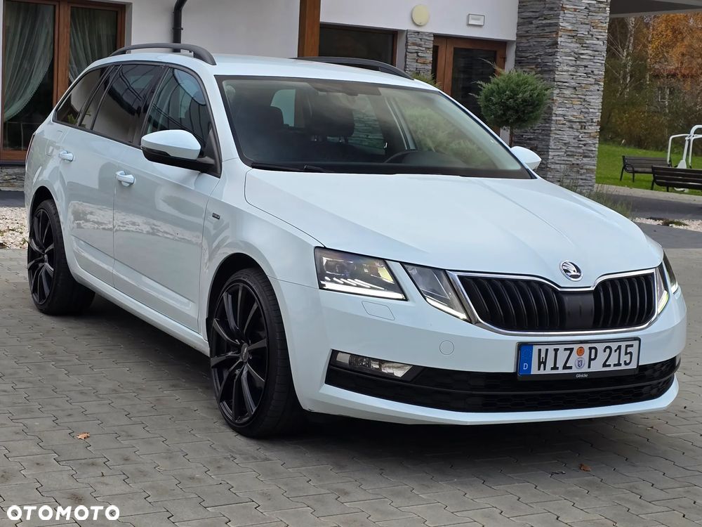 Skoda Octavia Combi 2.0 TDI DSG Clever - 11