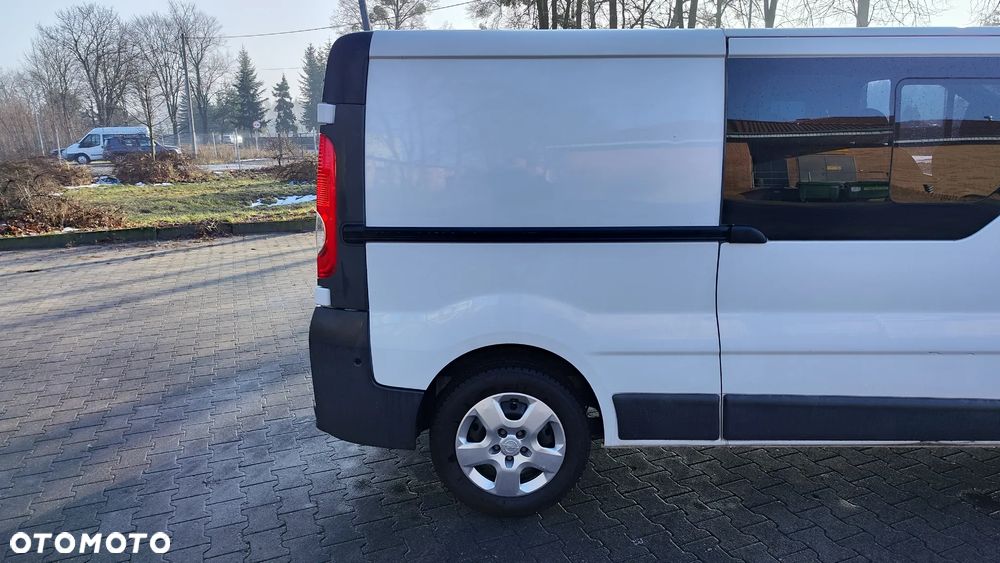 Opel Vivaro - 10