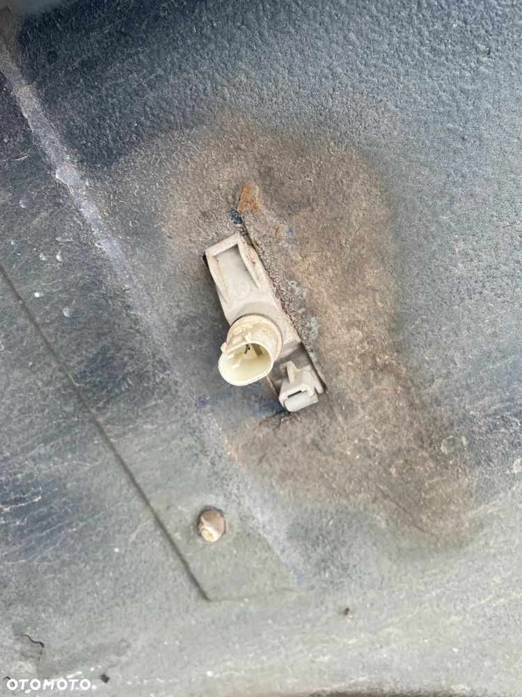 Błotnik BMW e36 sedan kombi kompact lewy Montreal blau - 11