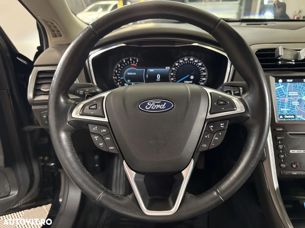 Ford Mondeo - 17