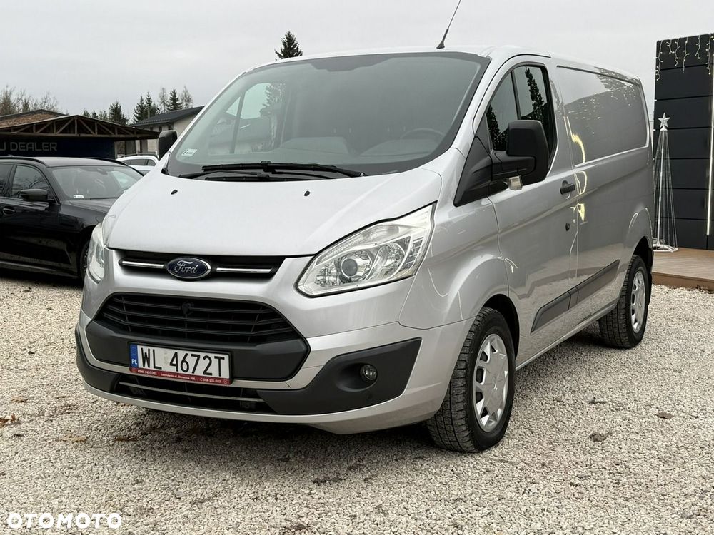 Ford Custom - 5
