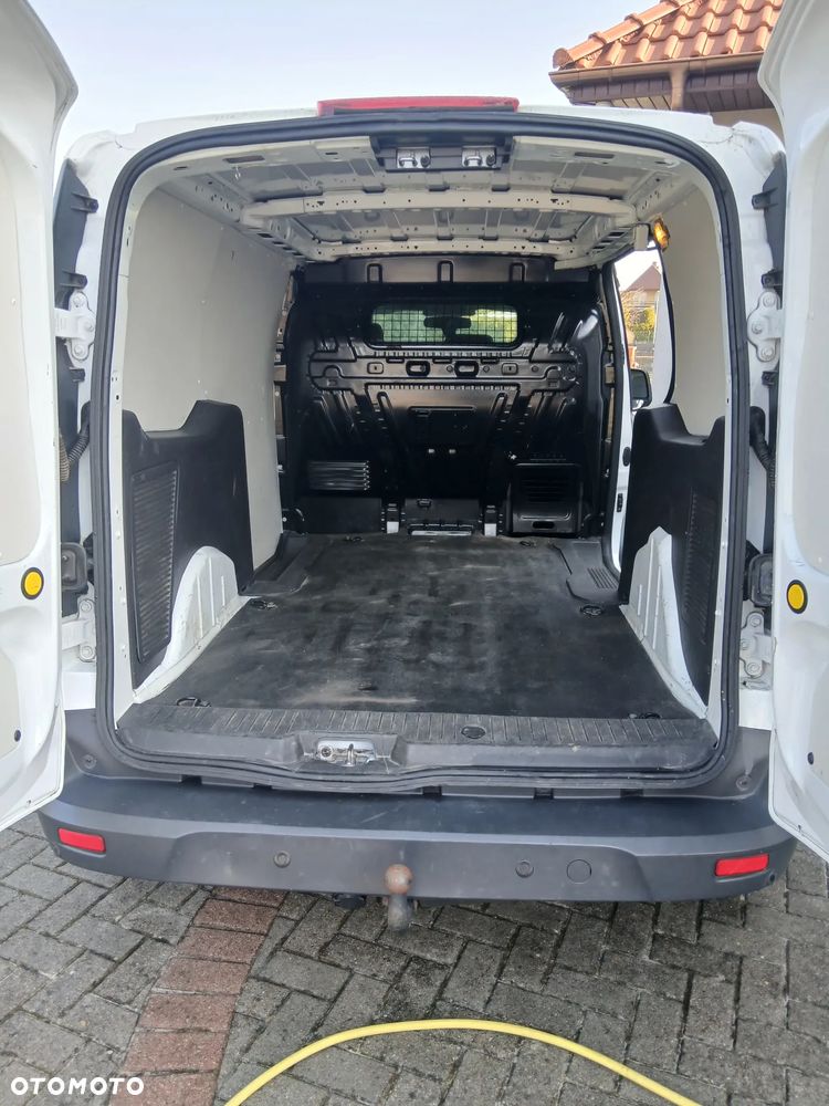 Ford Transit Conect - 10