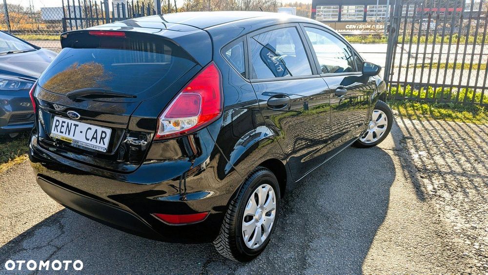 Ford Fiesta - 10