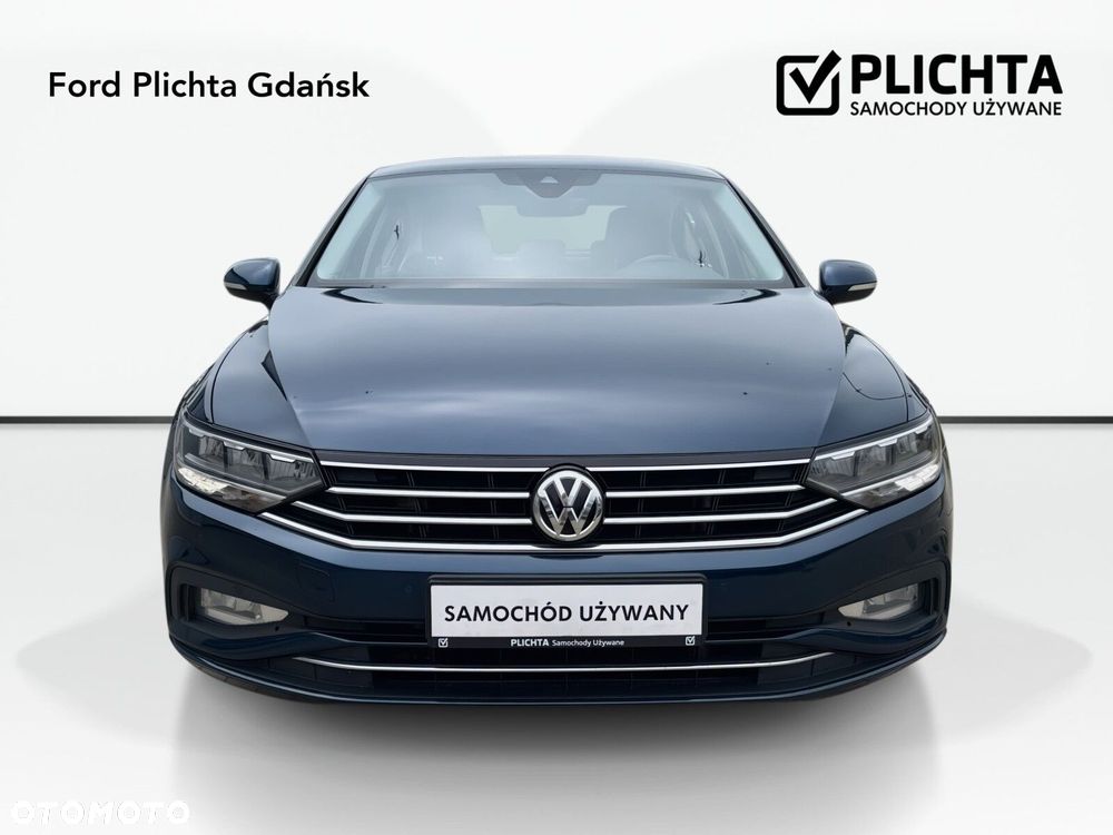 Volkswagen Passat - 3