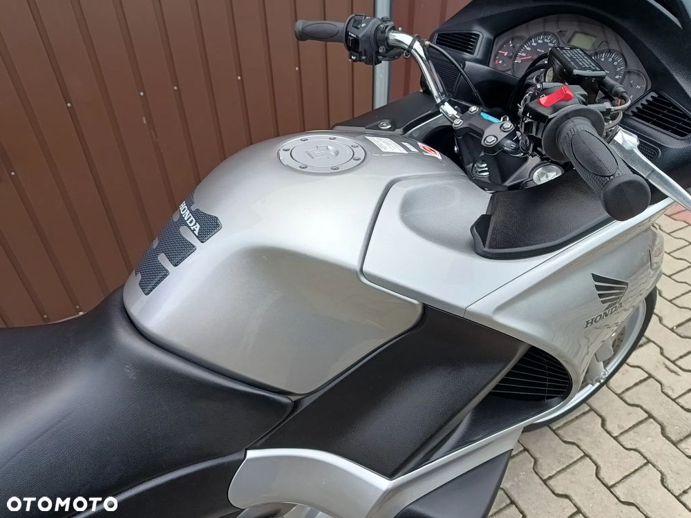 Honda Deauville - 14