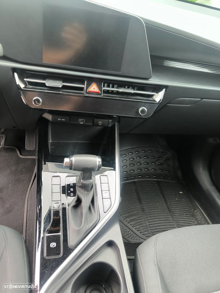 Kia Niro 1.6 GDi HEV EX - 12