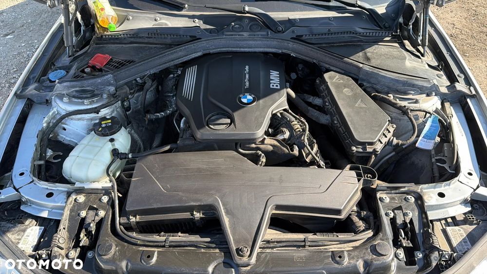 BMW Seria 3 318d Edition Luxury Line Purity - 12