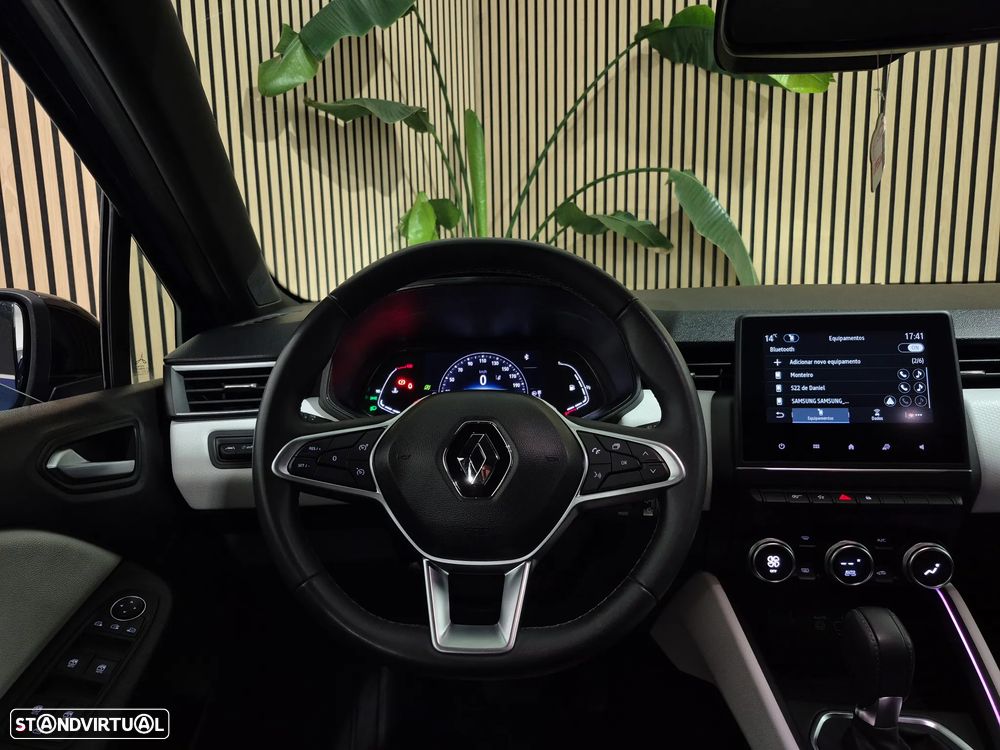 Renault Clio TCe 90 CVT EVOLUTION - 12