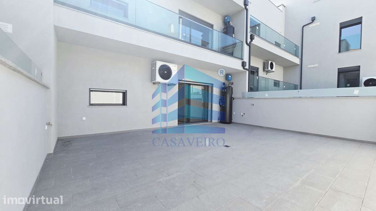 Apartamento T3 com Terraço no centro de Esgueira - Grande imagem: 2/20
