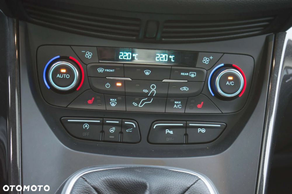 Ford Kuga 2.0 TDCi 4x4 ST-Line - 25