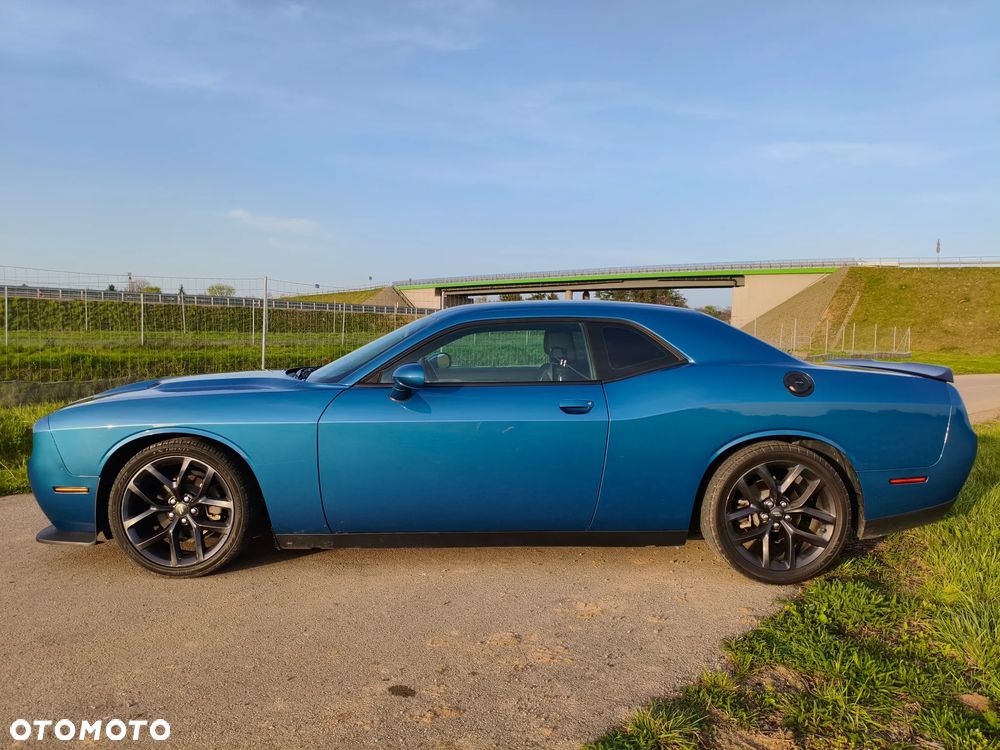Dodge Challenger - 5
