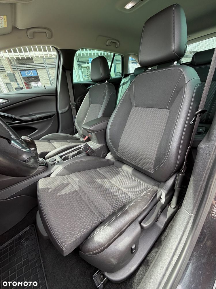 Opel Astra 1.6 CDTI Dynamic S&S - 15