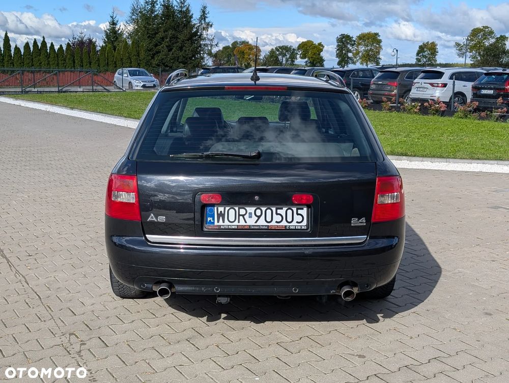 Audi A6 Avant 2.4 Quattro Tiptr - 11