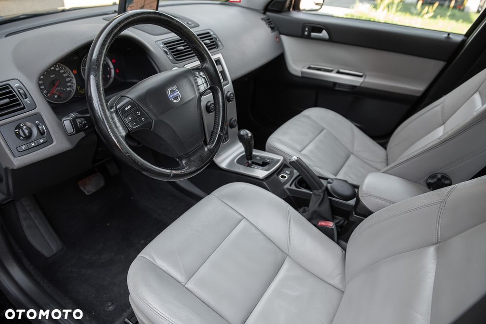 Volvo V50 T5 Kinetic - 15