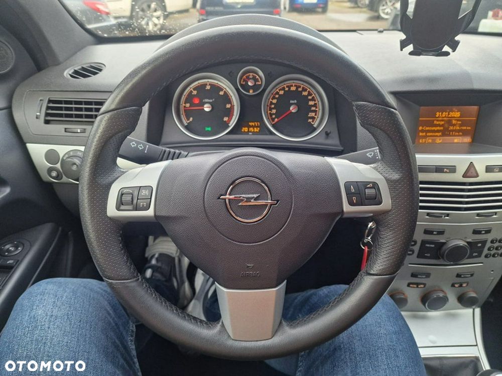 Opel Astra III GTC 1.9 CDTI Sport - 8