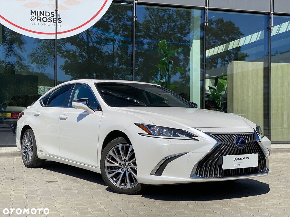 Lexus ES - 10