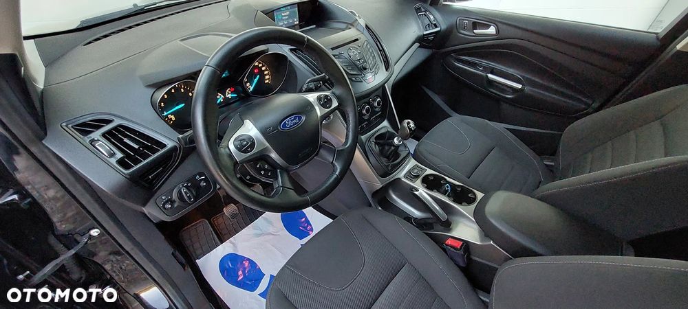 Ford Kuga 1.6 EcoBoost 2x4 Trend - 19