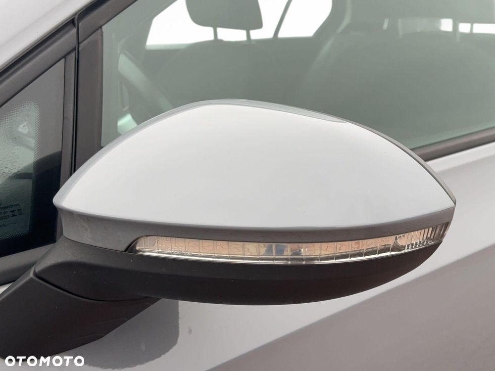 Volkswagen Golf 1.0 TSI Life - 10