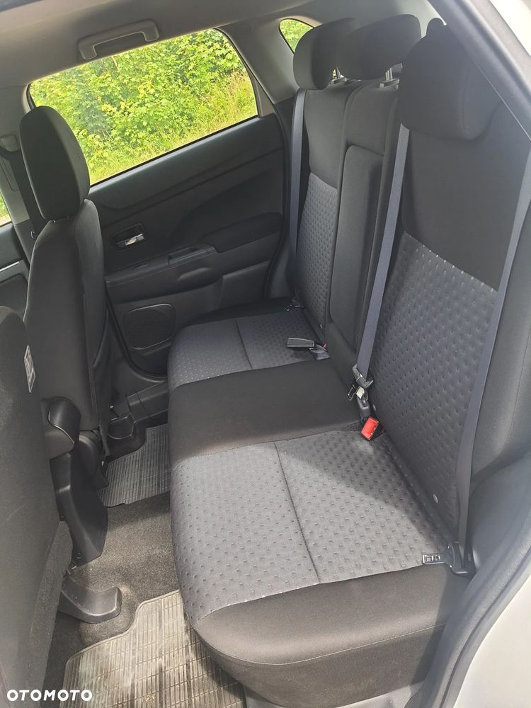 Mitsubishi ASX 1.6 ARCTIC - 9