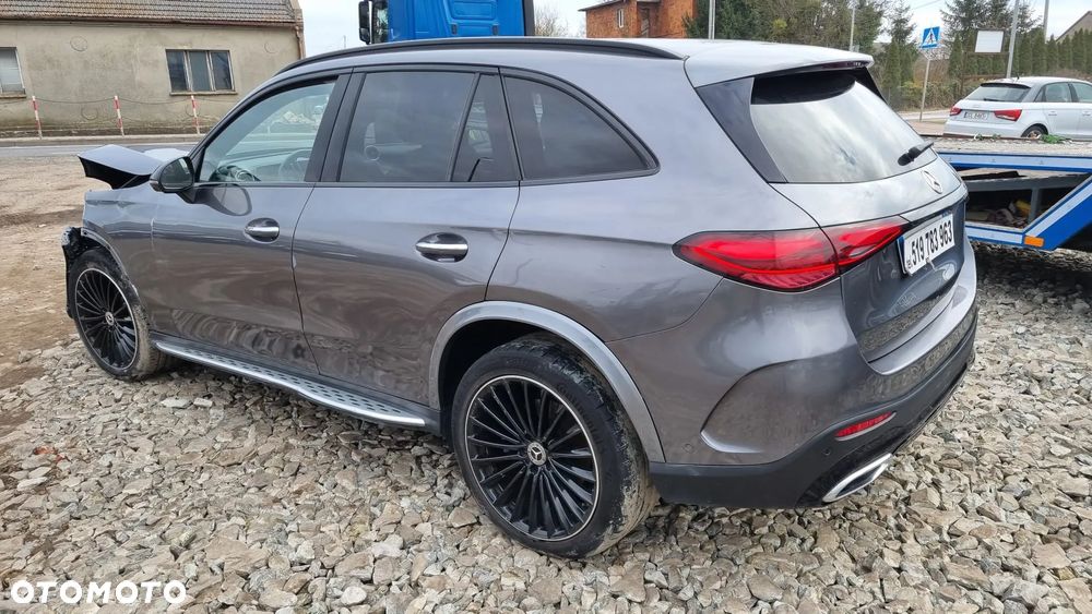 Mercedes-Benz GLC 220 d 4Matic 9G-TRONIC AMG Line Advanced - 16