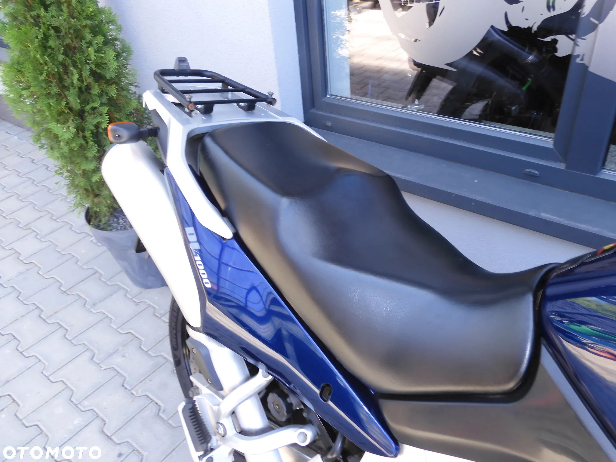 Suzuki DL - 17