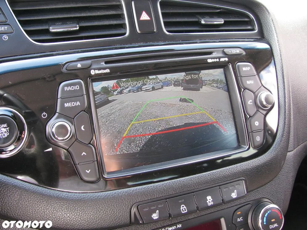 Kia Ceed 1.6 GDI DCT Platinum Edition - 28