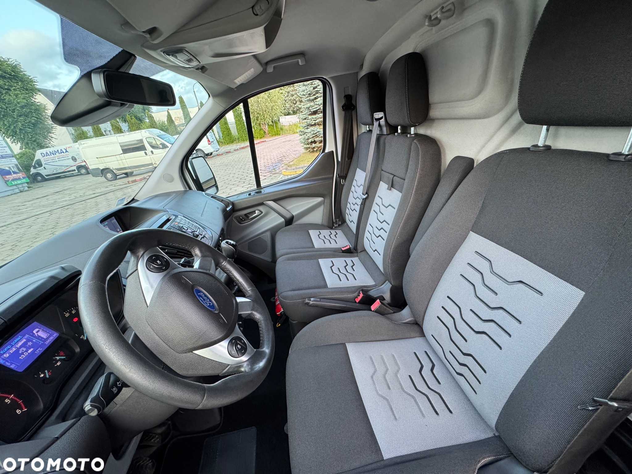 Ford Transit Custom - 23