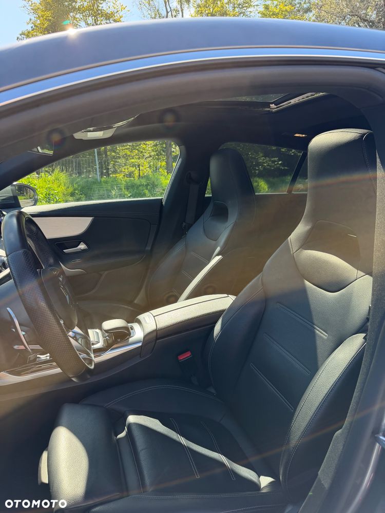 Mercedes-Benz CLA AMG 35 4Matic B AMG Speedshift 7G-DCT - 7
