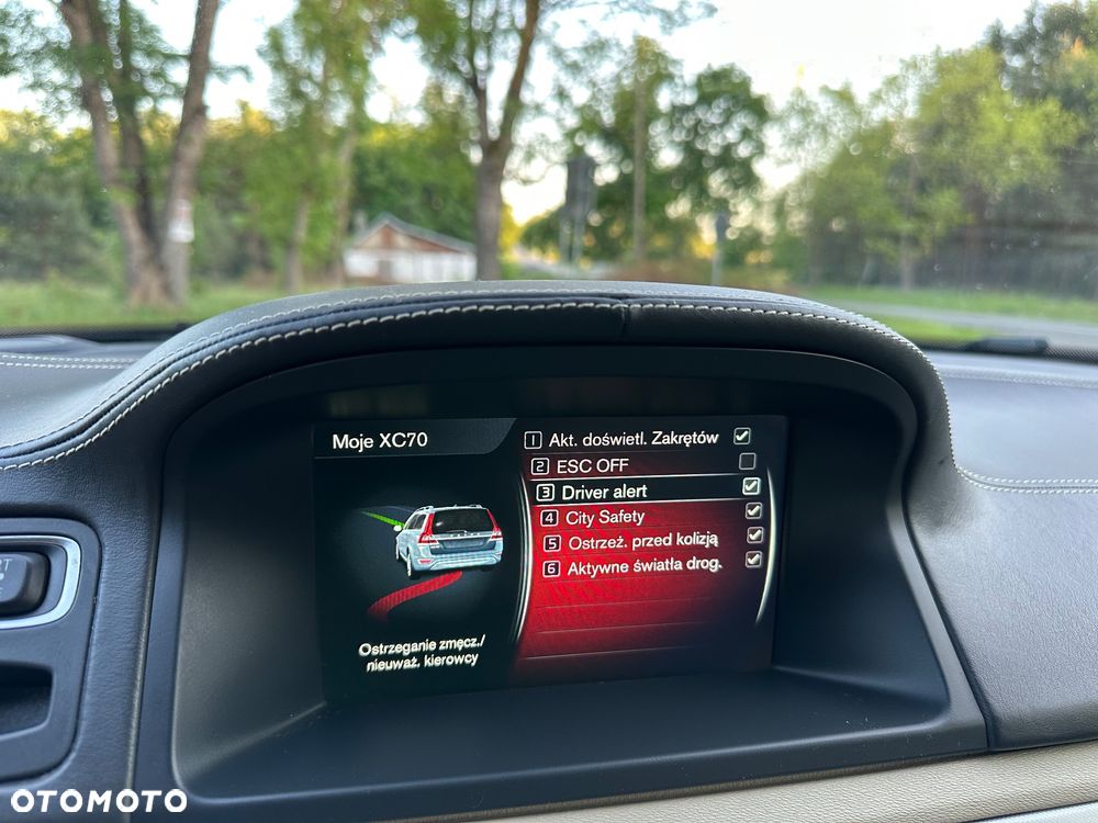 Volvo XC 70 D4 Geartronic Momentum - 34