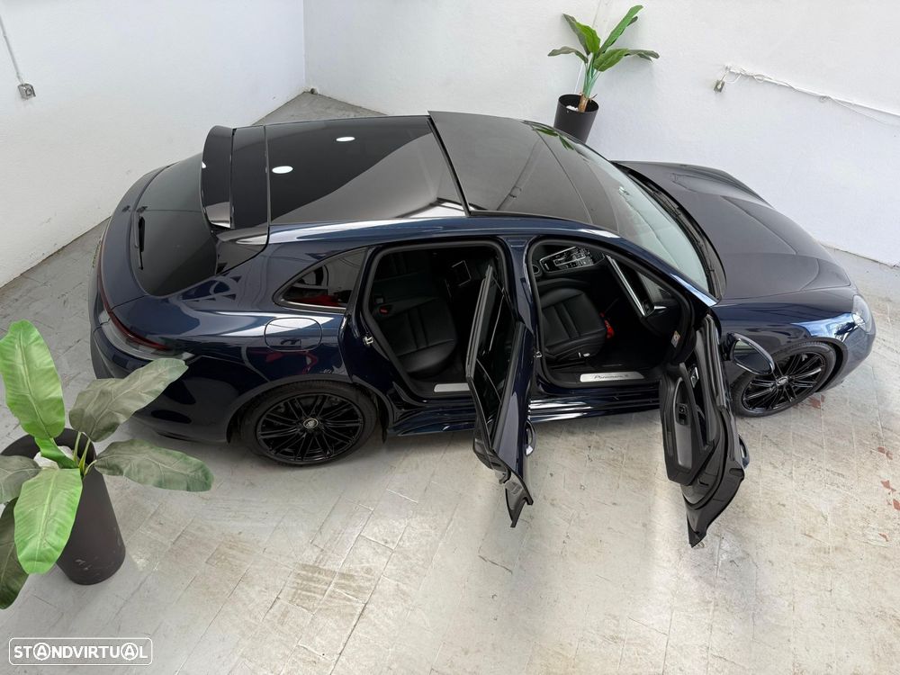 Porsche Panamera Sport Turismo 4 E-Hybrid - 5
