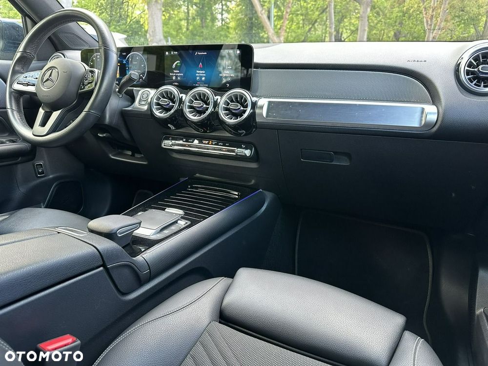 Mercedes-Benz GLB 200 7G-DCT - 27