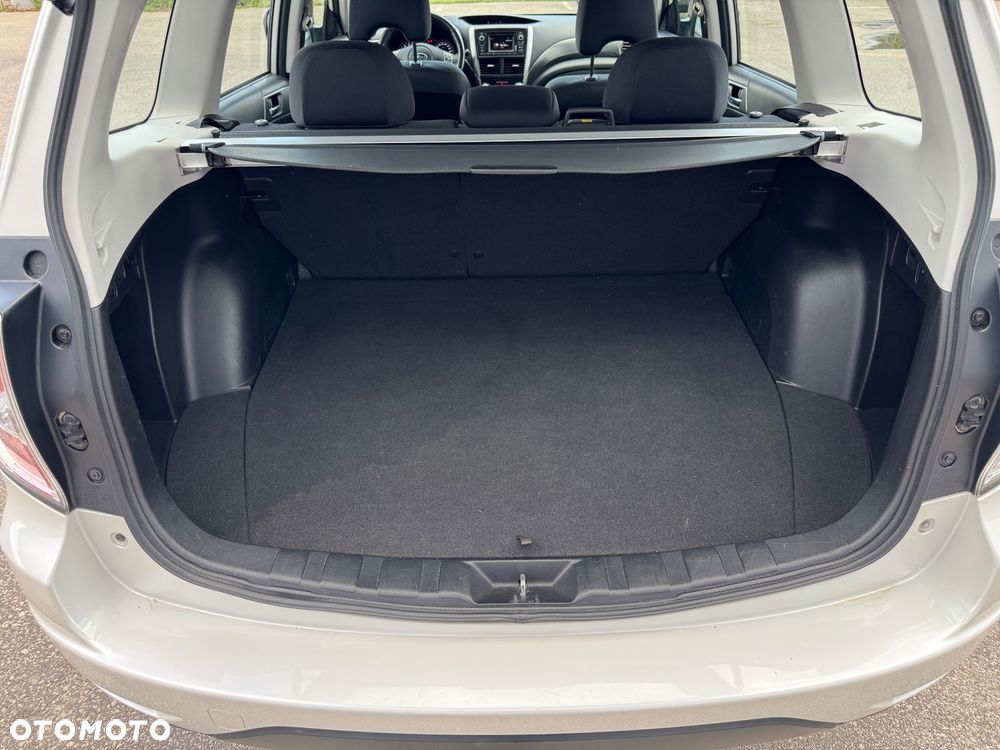 Subaru Forester 2.0 XA Euro5 - 23