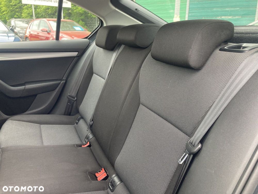 Skoda Octavia 1.2 TSI Active EU6 - 18