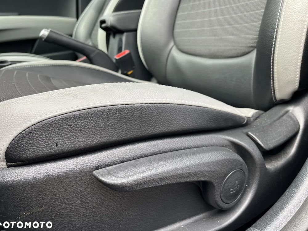 Kia Stonic 1.0 T-GDI L - 12