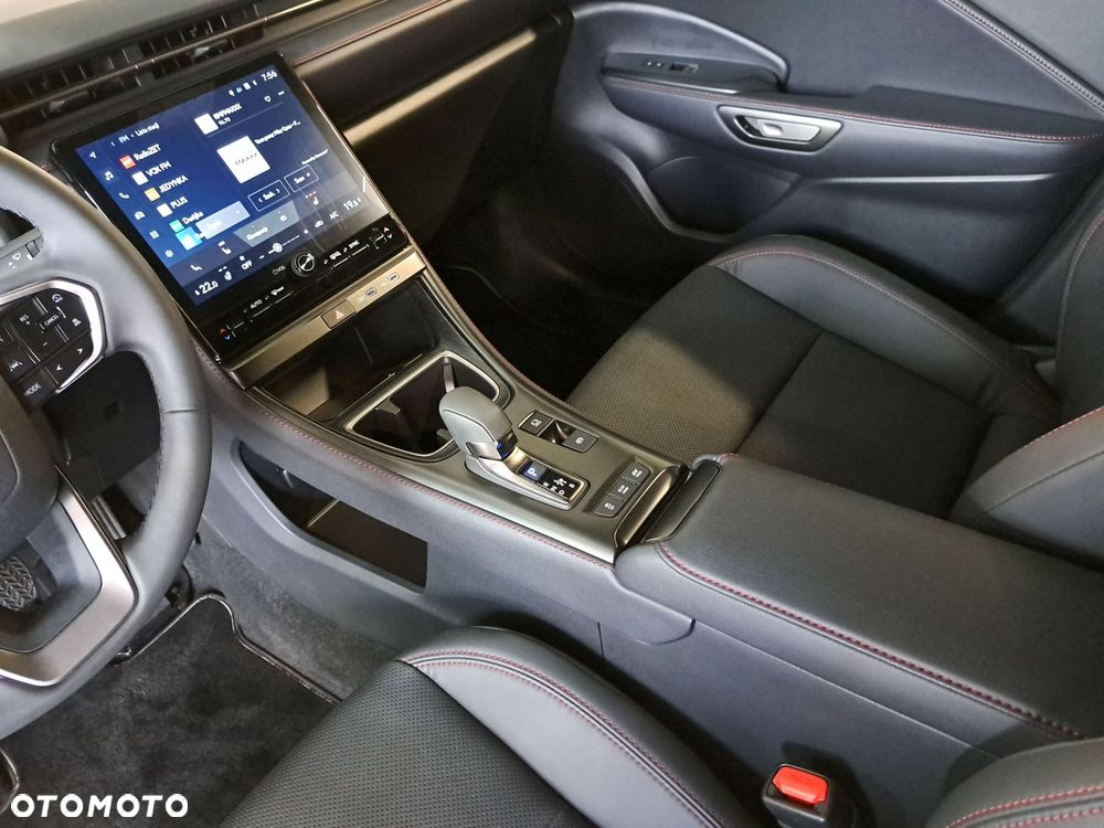 Lexus LBX 1.5 Hybrid Emotion - 28
