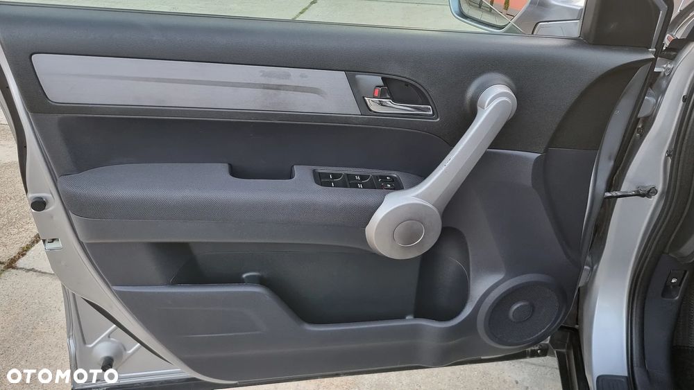 Honda CR-V 2.0i Executive - 22