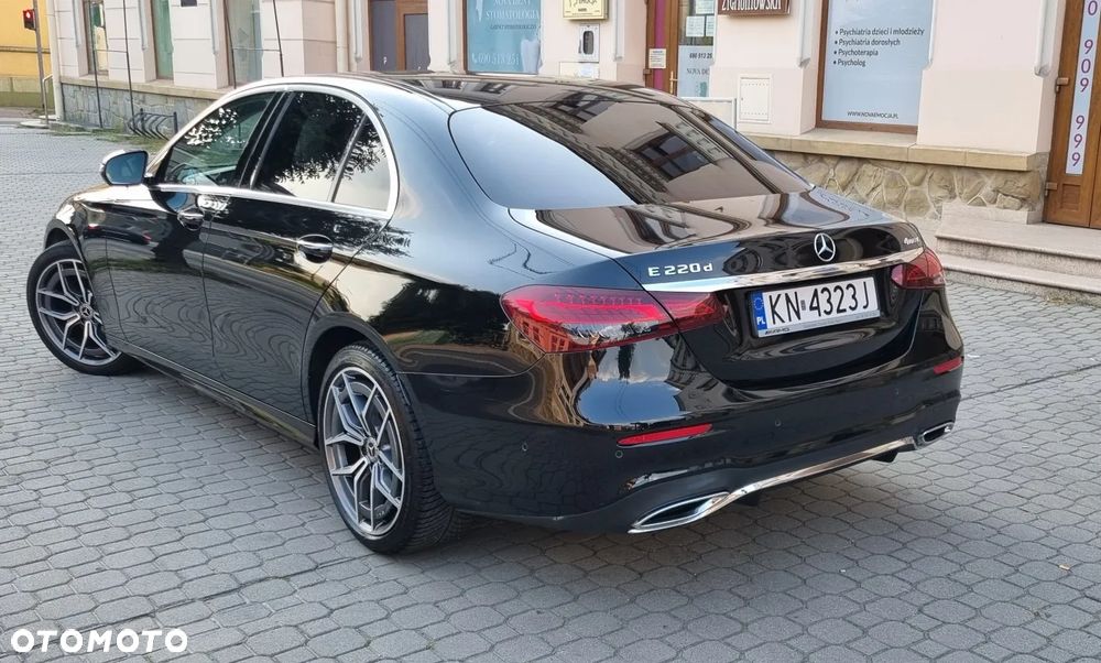 Mercedes-Benz Klasa E 220 d 4-Matic AMG/Avantgarde - 4