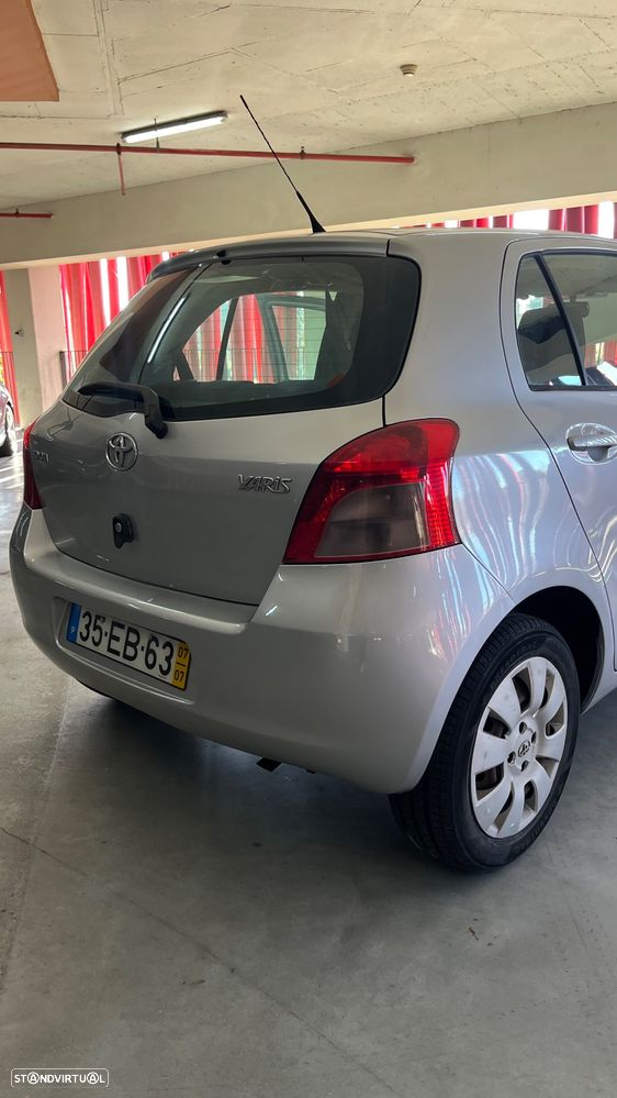 Toyota Yaris 1.0 VVT-i Sol+AC - 12