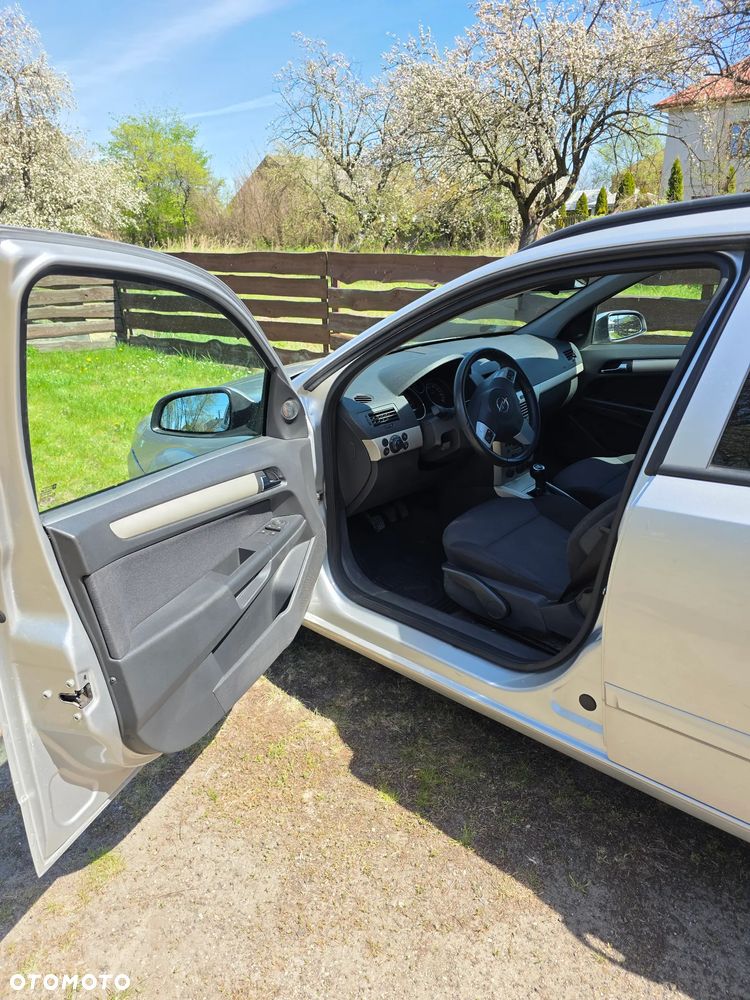 Opel Astra 1.6 - 7