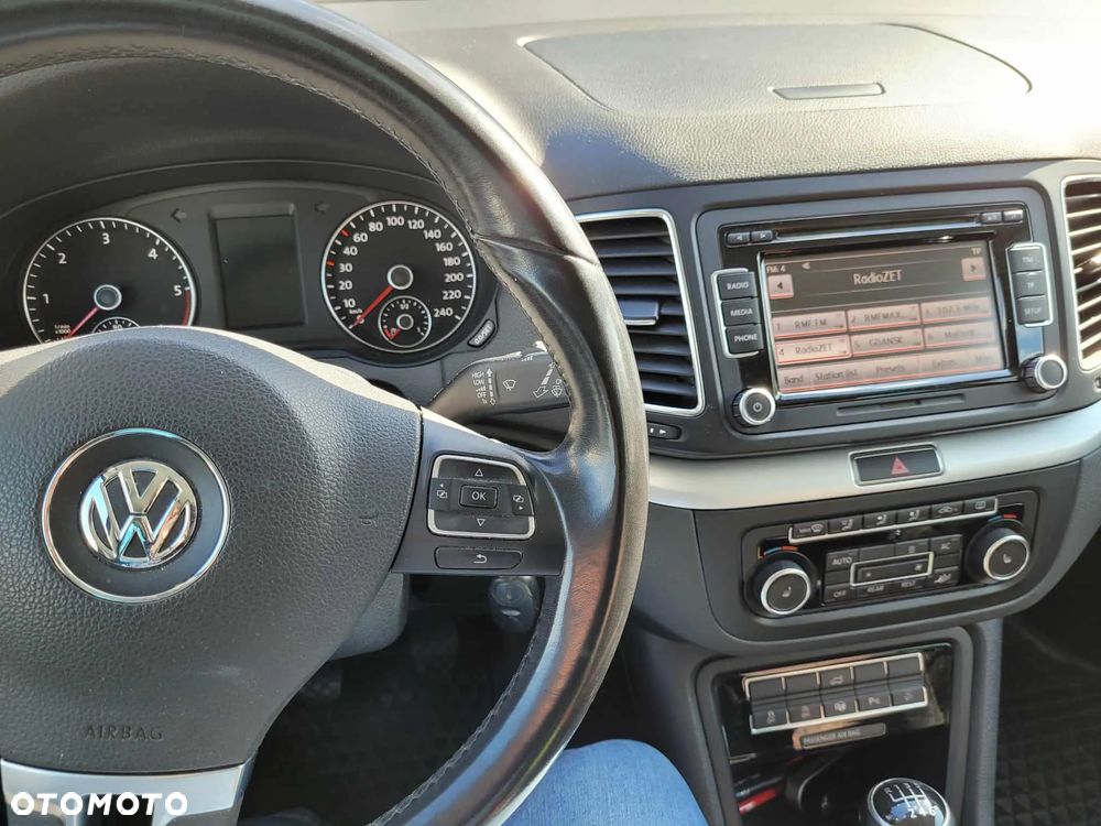 Volkswagen Sharan 2.0 TDI Highline - 17
