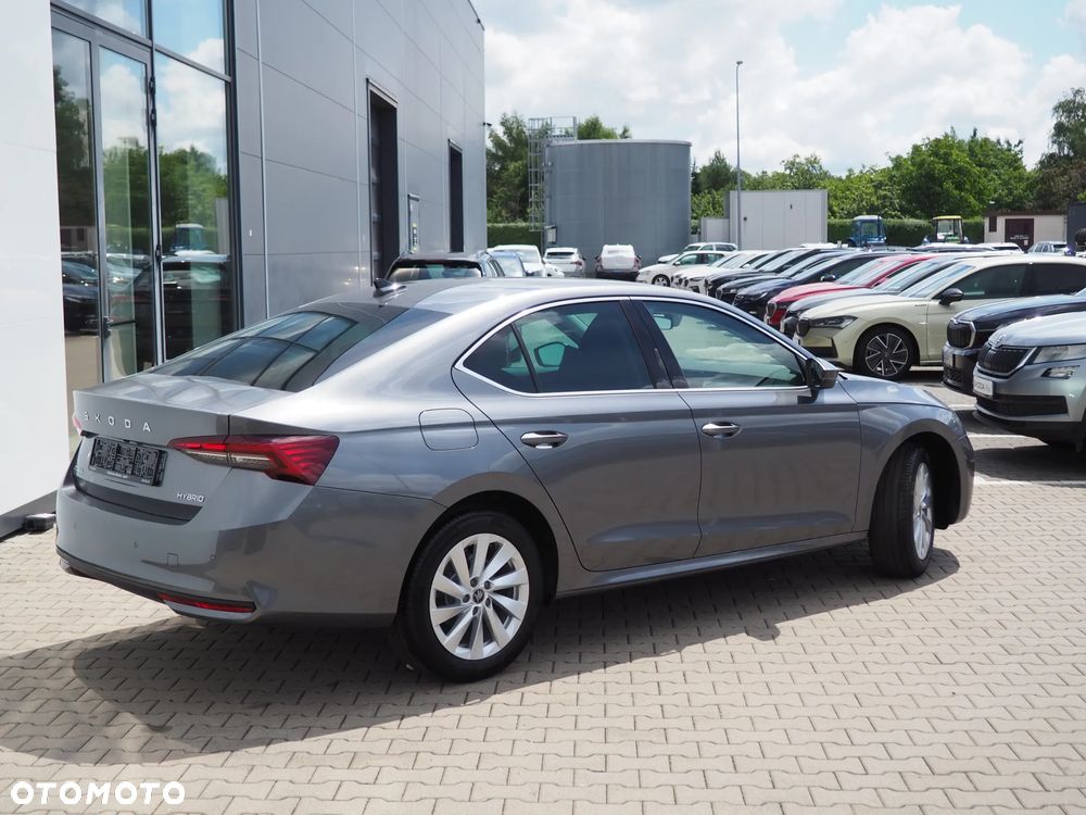 Skoda Octavia 1.5 TSI mHEV Drive Selection DSG - 14