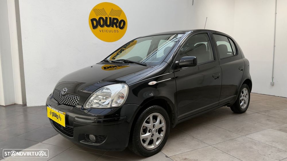 Toyota Yaris 1.0 Sol AC - 11