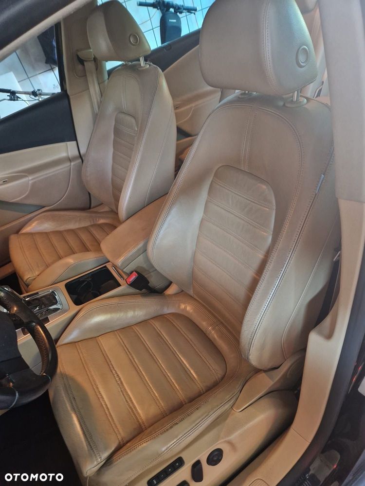 Volkswagen Passat 2.0 TDI DPF Highline DSG - 9