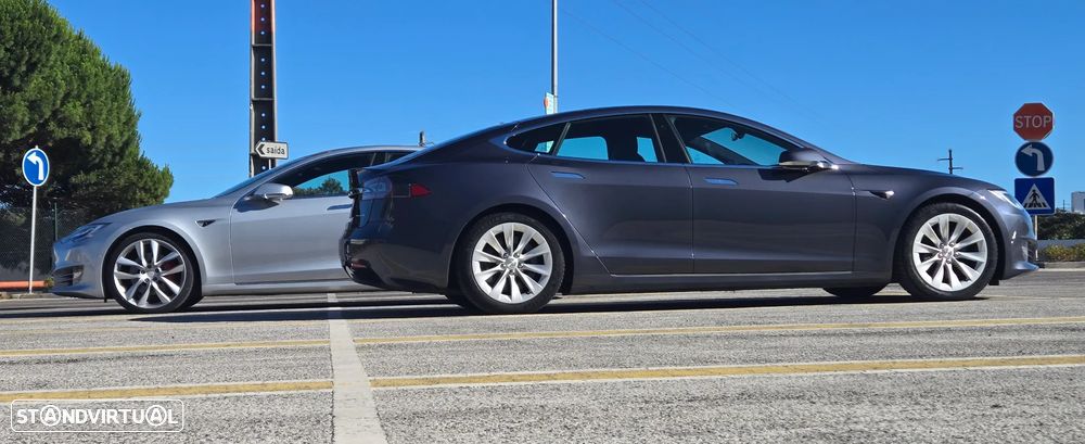 Tesla Model S Long Range - 8