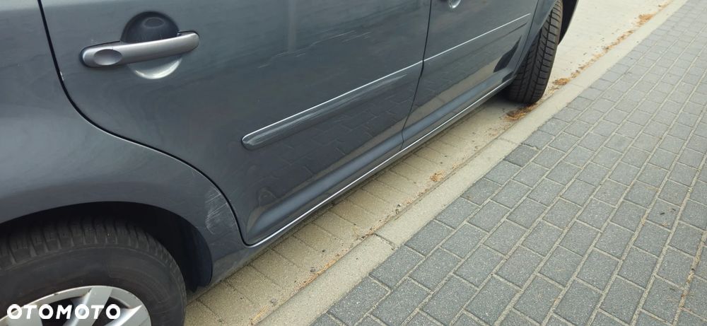 Volkswagen Touran 1.9 TDI - 22