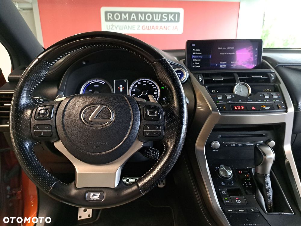 Lexus NX 300h F Sport Edition AWD - 20