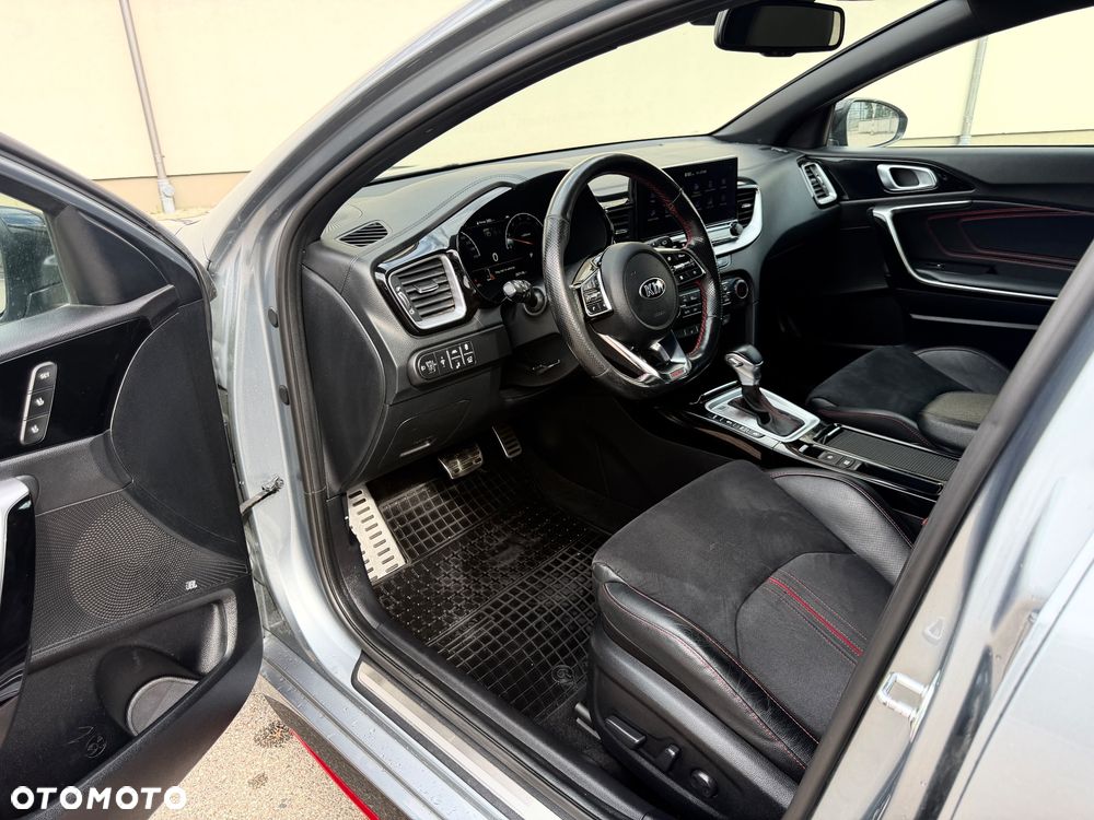 Kia ProCeed - 39