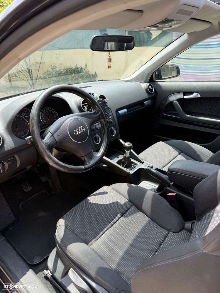 Audi A3 2.0 TDI Attraction - 10