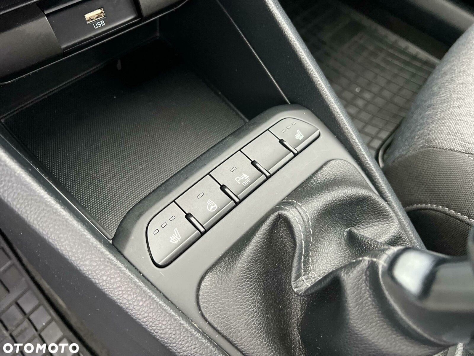 Kia Stonic - 14