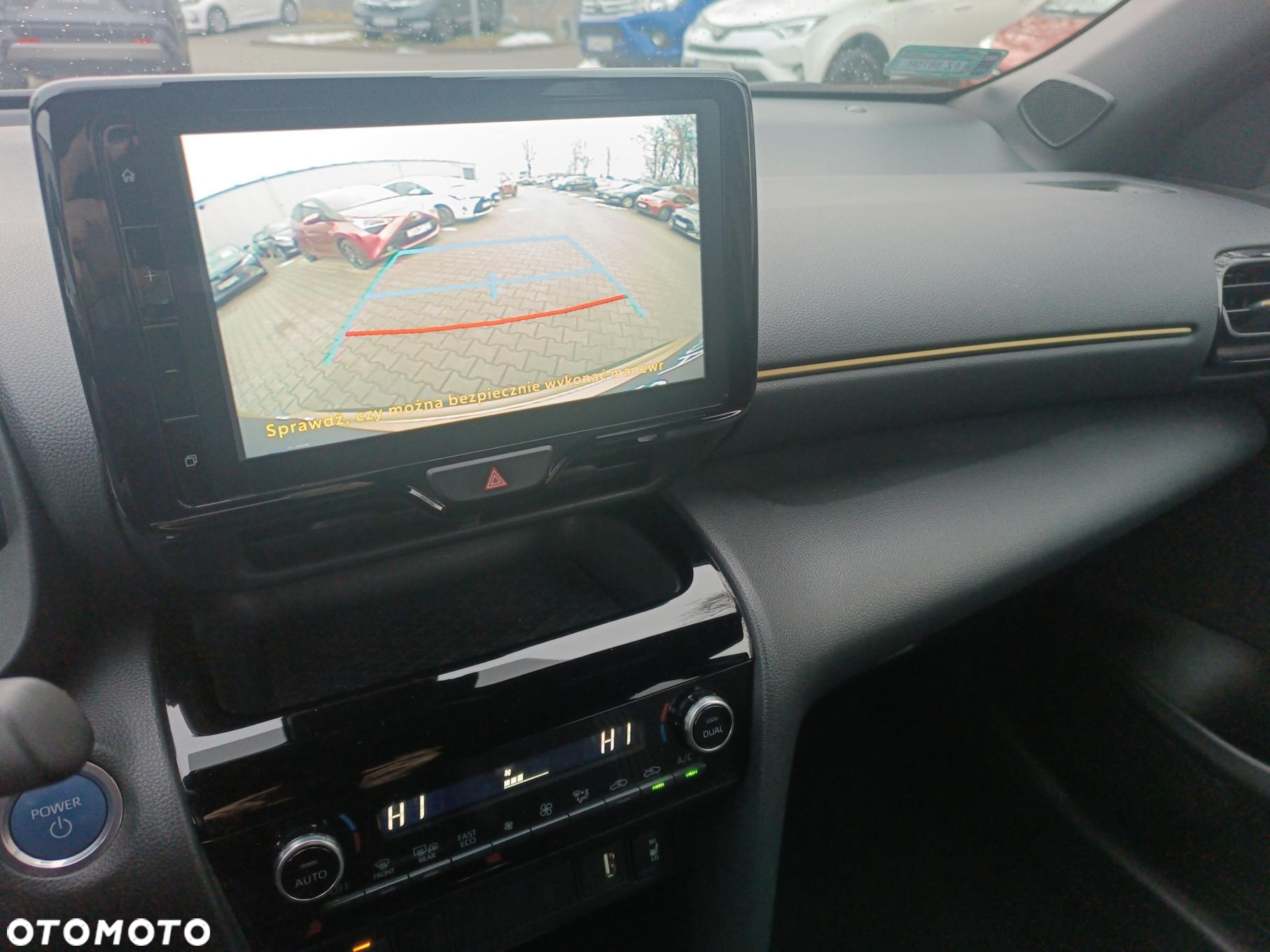 Toyota Yaris Cross - 16